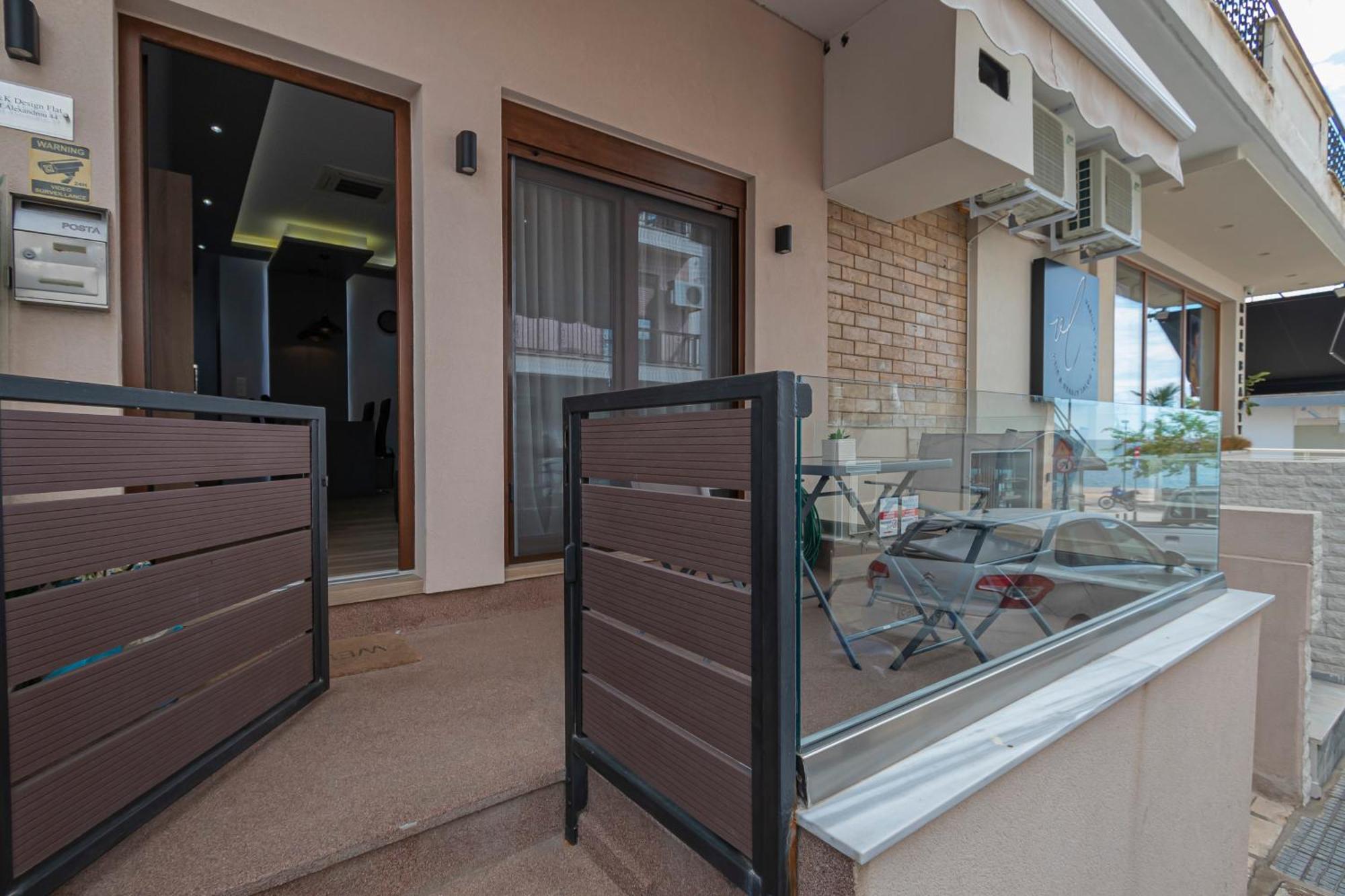 P & K Design Ltd Flats By Rentals Pro Services - Nea Moudania Exterior photo